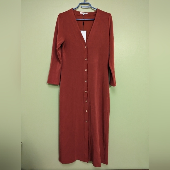 𝅺NWT Emerson Fry V neck long Button Up Maxi dress in rust / spice - Picture 6 of 13